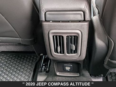 Used 2020 Jeep Compass Latitude image 30
