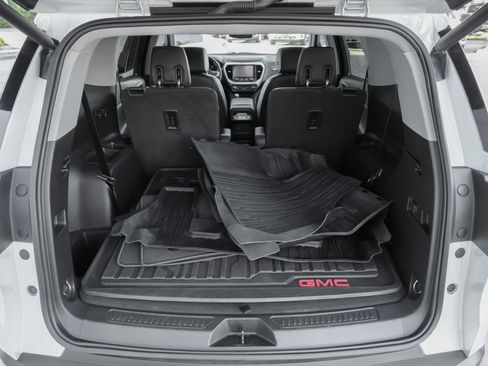 Used 2019 GMC Acadia SLT w/ LPO, Floor Liner Package AWD/4WD image 42