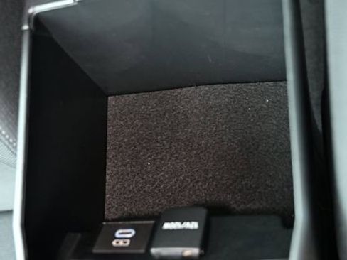 Used 2023 Toyota Corolla LE image 22