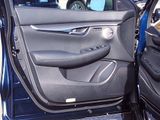 New 2025 INFINITI QX50 Luxe image 4