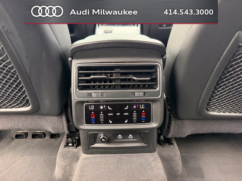 Used 2023 Audi Q7 3.0T Premium Plus AWD/4WD image 39
