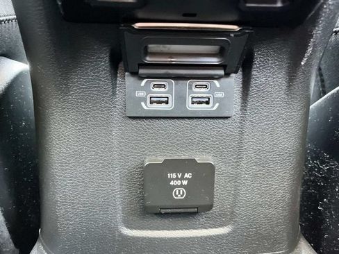 Used 2021 Jeep Gladiator Overland w/ Trailer Tow Package AWD/4WD image 18