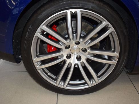 Used 2016 Maserati Ghibli S image 17