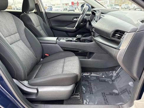 Used 2024 Nissan Rogue SV image 24