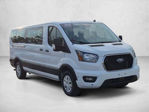 Used 2024 Ford Transit 350 XLT RWD image 3
