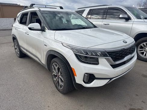 Used 2021 Kia Seltos SX w/ SX Sunroof Package image 1