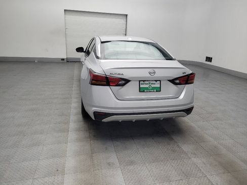 Used 2024 Nissan Altima 2.5 SV image 6