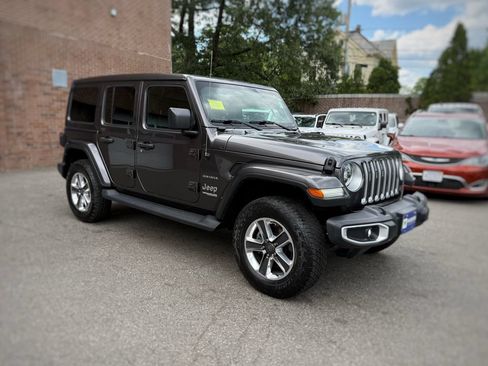 Used 2020 Jeep Wrangler Unlimited Sahara AWD/4WD image 3