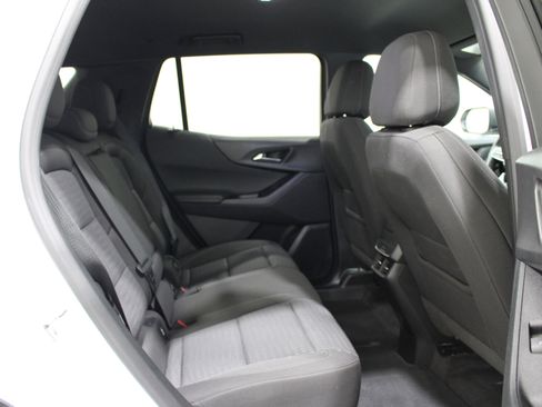 Used 2025 Chevrolet Equinox LT AWD/4WD image 22