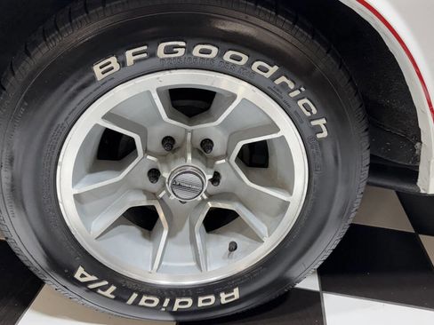 Used 1987 Chevrolet Monte Carlo SS image 39