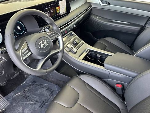 Used 2025 Hyundai Palisade SEL FWD image 12