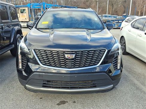 Used 2019 Cadillac XT4 Premium Luxury w/ Cold Weather Package image 2