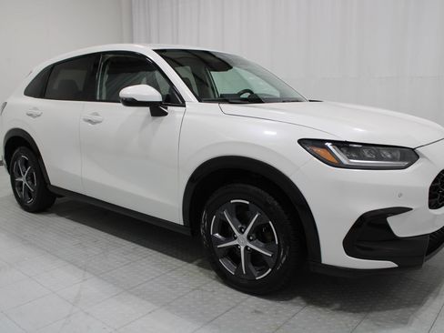 Used 2024 Honda HR-V EX-L image 4