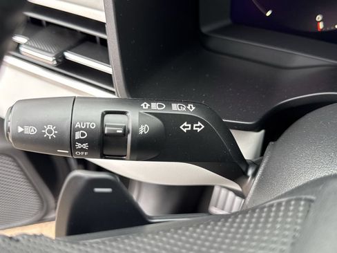 New 2026 Mitsubishi Outlander SEL AWD/4WD image 16