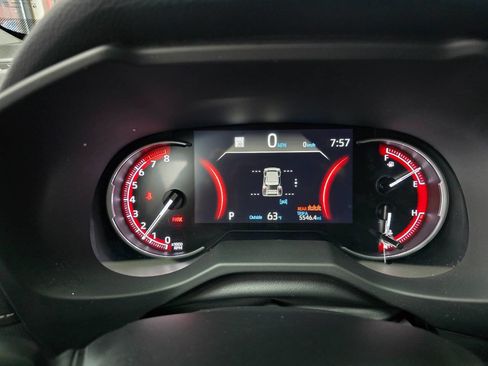 Used 2024 Toyota RAV4 LE image 29