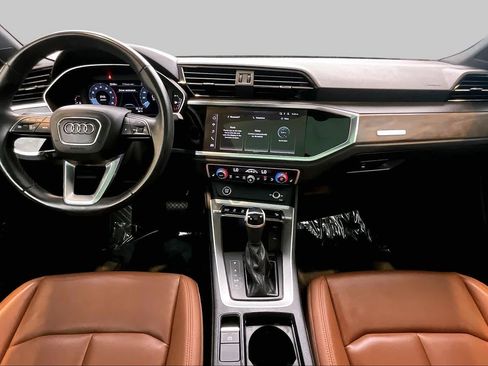 Used 2024 Audi Q3 2.0T Premium w/ Convenience Package AWD/4WD image 16