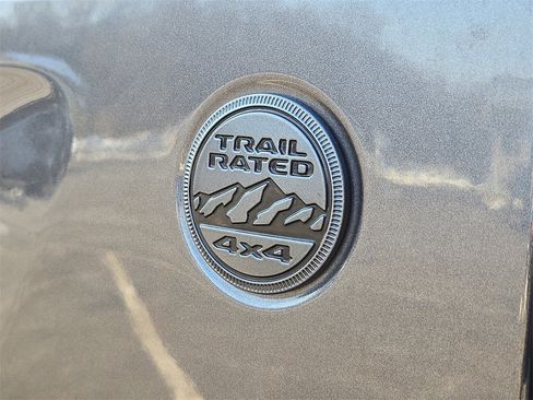 Used 2022 Jeep Gladiator Sport image 30