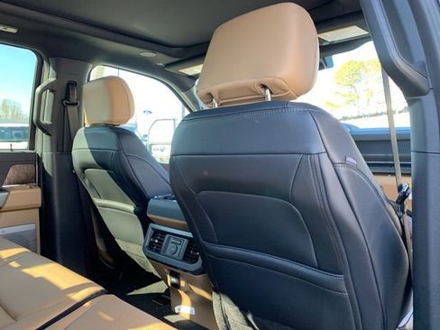 New 2026 Ford F350 Lariat w/ Lariat Ultimate Package AWD/4WD image 13