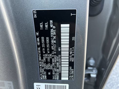 Used 2025 Toyota Grand Highlander AWD image 37