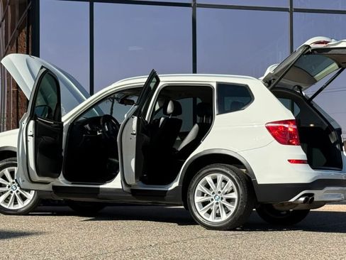 Used 2017 BMW X3 xDrive28i AWD/4WD image 29