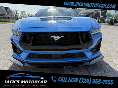 Used 2024 Ford Mustang GT Premium image 7