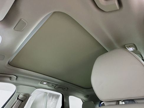 Certified 2023 Volvo XC60 B5 Ultimate FWD image 23