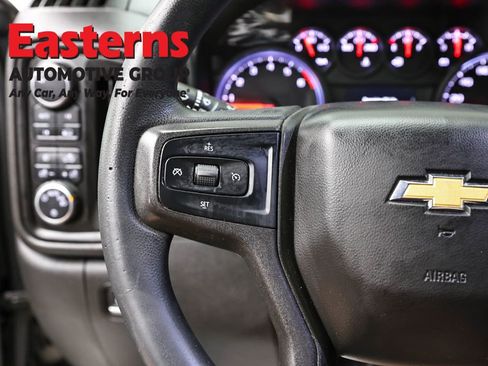 Used 2020 Chevrolet Silverado 1500 Custom w/ Custom Value Package AWD/4WD image 14
