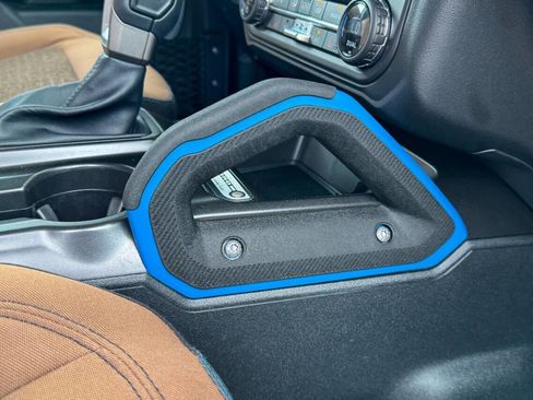 Used 2023 Ford Bronco Outer Banks image 13