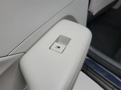 Used 2024 Hyundai Kona SEL image 19