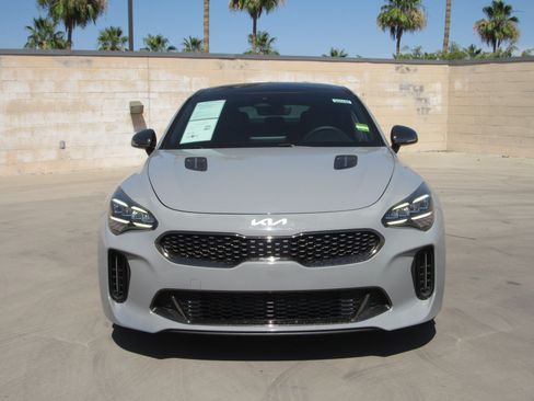 Used 2022 Kia Stinger GT-Line w/ Sun & Sound Package RWD image 3