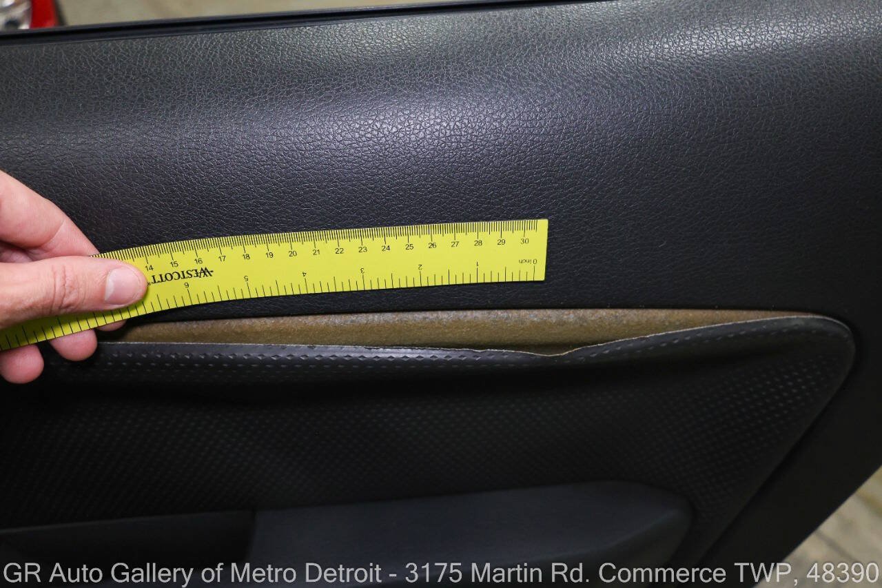 Used 2008 Ford Mustang GT Premium RWD image 31