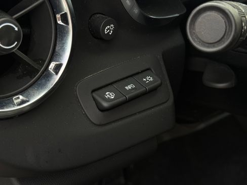 Used 2021 Chevrolet Camaro SS RWD image 18