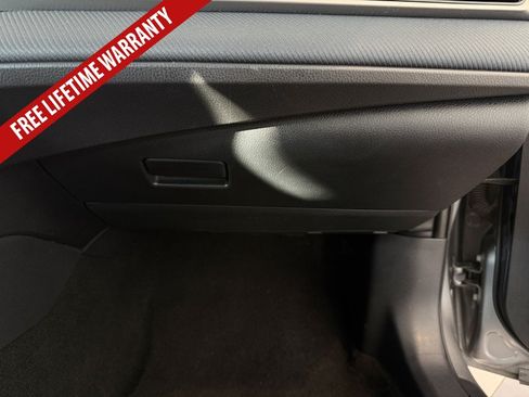Used 2025 Toyota Camry SE FWD image 36