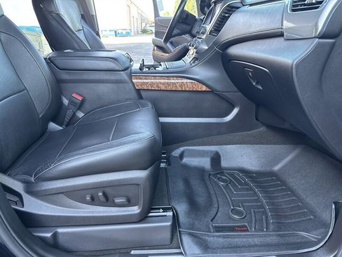 Used 2015 Chevrolet Tahoe LTZ image 35