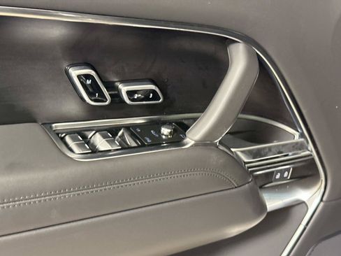 New 2026 Land Rover Range Rover SE AWD/4WD image 18