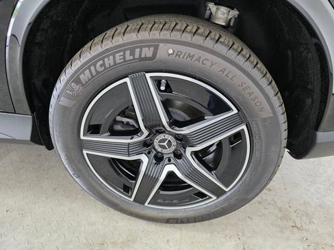 New 2026 Mercedes-Benz GLC 300 image 11