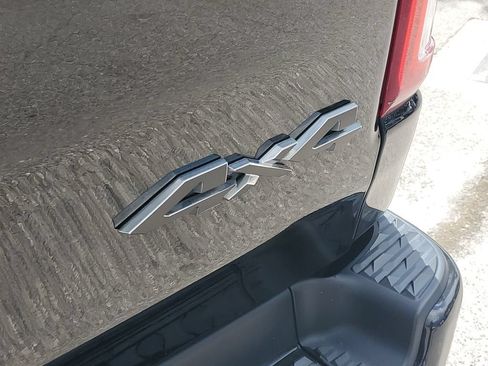 Used 2023 RAM 1500 Big Horn AWD/4WD image 10
