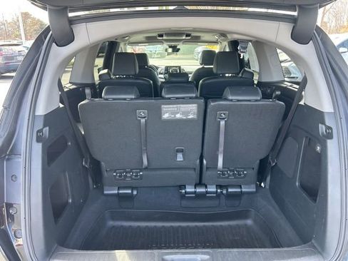 Used 2023 Honda Odyssey Touring image 8