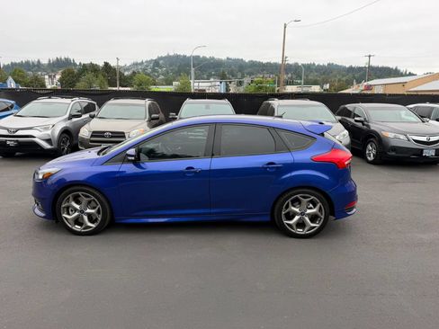 Used 2015 Ford Focus ST FWD image 7