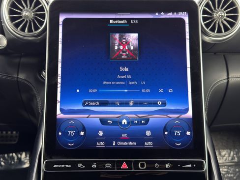 Used 2022 Mercedes-Benz SL 55 AMG 4MATIC w/ Driver Assistance Package image 30