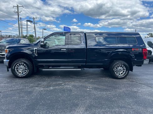 Used 2022 Ford F350 XLT w/ XLT Premium Package AWD/4WD image 4