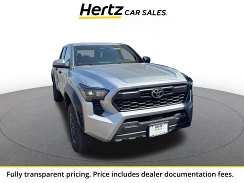 Used 2025 Toyota Tacoma TRD Off-Road AWD/4WD image 1