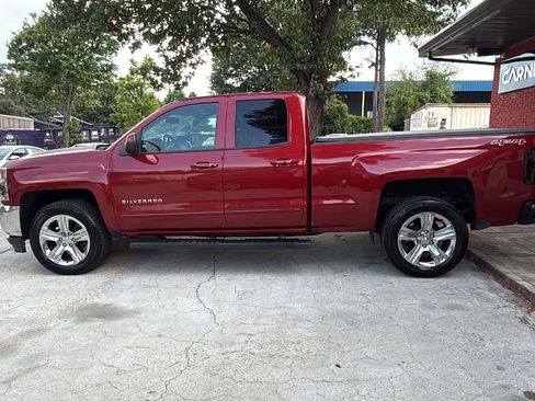 Used 2018 Chevrolet Silverado 1500 LT w/ All Star Edition AWD/4WD image 8