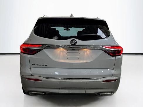 Used 2020 Buick Enclave Essence image 7