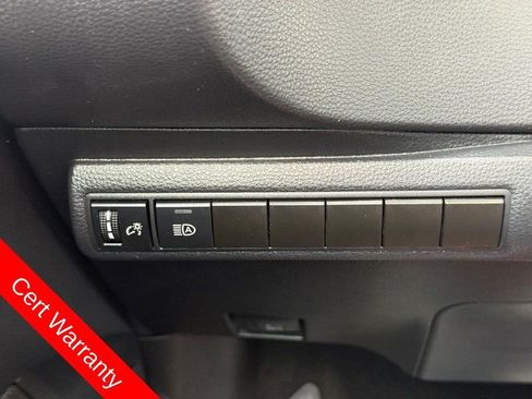 Used 2022 Toyota Corolla LE FWD image 29