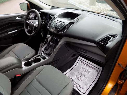 Used 2016 Ford Escape SE image 10