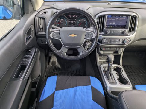Used 2022 Chevrolet Colorado LT image 17