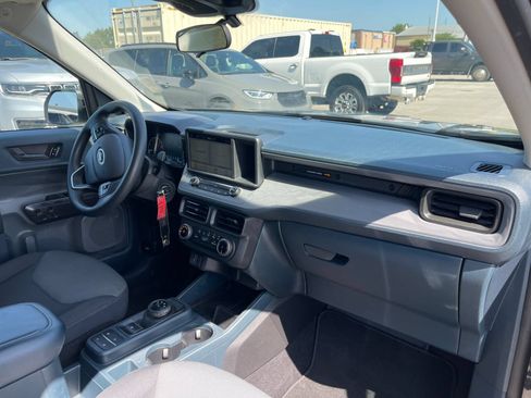 Used 2024 Ford Maverick XL FWD image 17