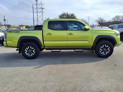 Used 2023 Toyota Tacoma TRD Off-Road image 25