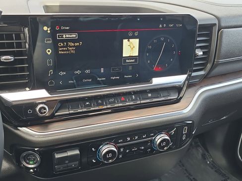 Used 2025 GMC Sierra 1500 SLT image 19